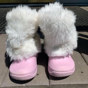 Pink Fuzzy Crocs Toddler Size 8
